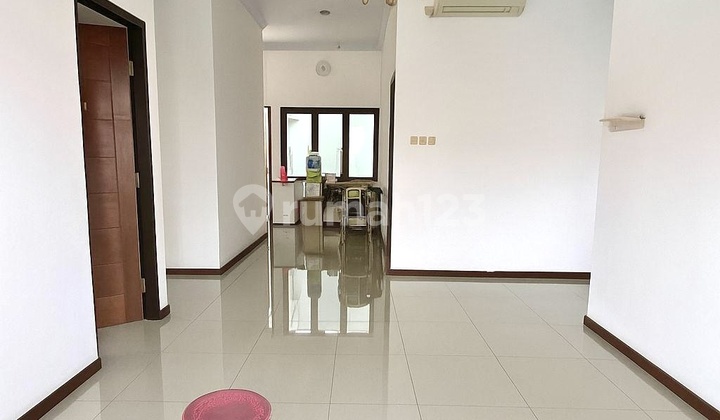 Rumah 2 Lt Luas Baru Renovasi Cawang Baru 2