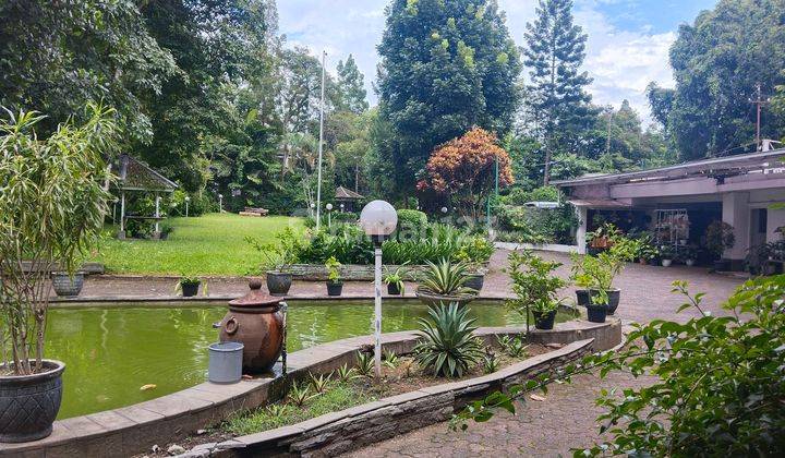 Rumah classic khas bangunan belanda di tengah kota bandung 1