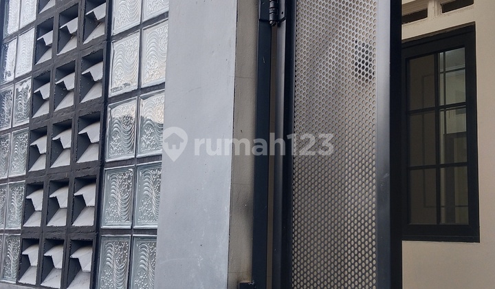 Rumah Di Tengah Kota Bandung, Area Setiabudi