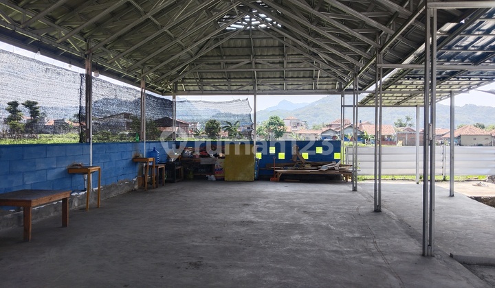 Commercial Space for Rent in Soreang Near Soroja Toll Road Commercial Space for Rent in Soreang Near Soroja Toll Road