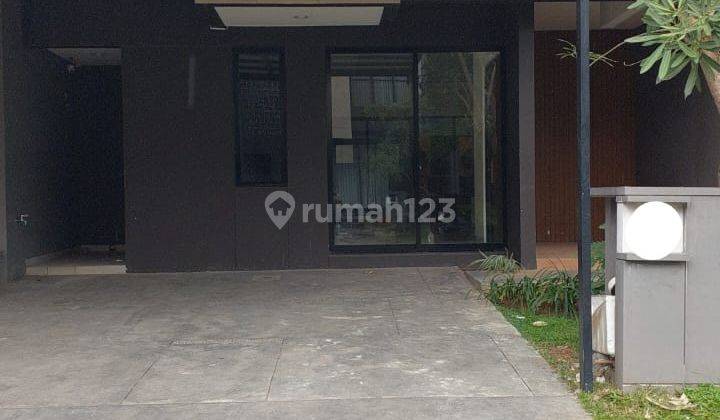 Rumah 2 Lantai Exclusive Konsep Modern Dijual Cepat Murmer 1