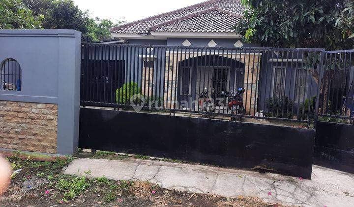 Rumah dgn halaman luas di Cibinong Bogor  1