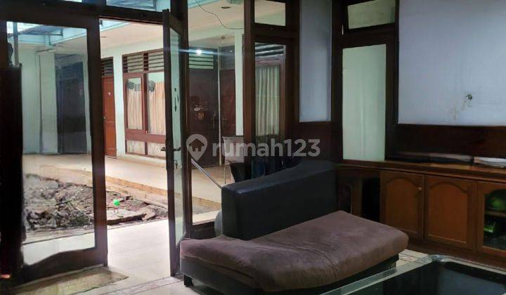 Rumah Hook  Lokasi Strategis Pusat Kota  Cocok Untuk Usaha  2