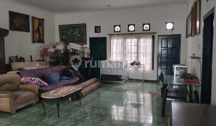 Rumah minimalis 2 lantai di Bintaro Sektor 2