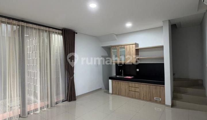 Dijual Rumah 2 Lantai di Discovery Bintaro Semi Furnished 2