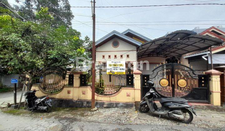 Rumah disewakan Jalan Qadrie Oening komplek Erlisa  1