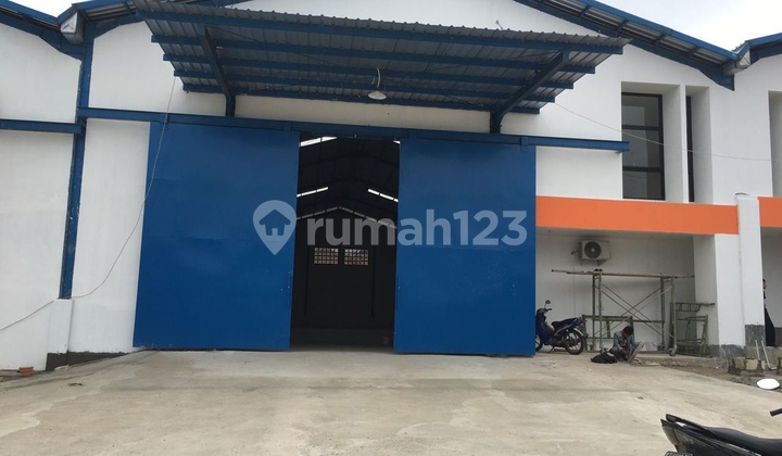 Gudang Area Pergudangan Dekat dengan Pelabuhan