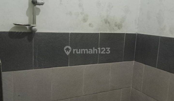 Rumah Bagus Unfurnished SHM di Jalan Raya Junwangi, Sidoarjo 2