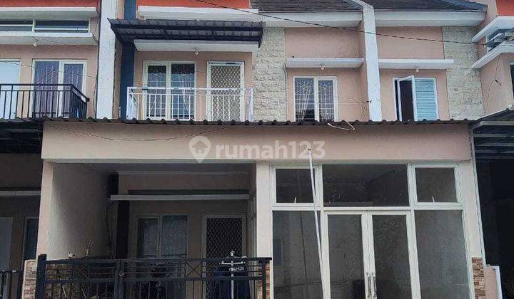 Rumah 2 Lantai Bagus SHM di Wonoayu, Sidoarjo 1