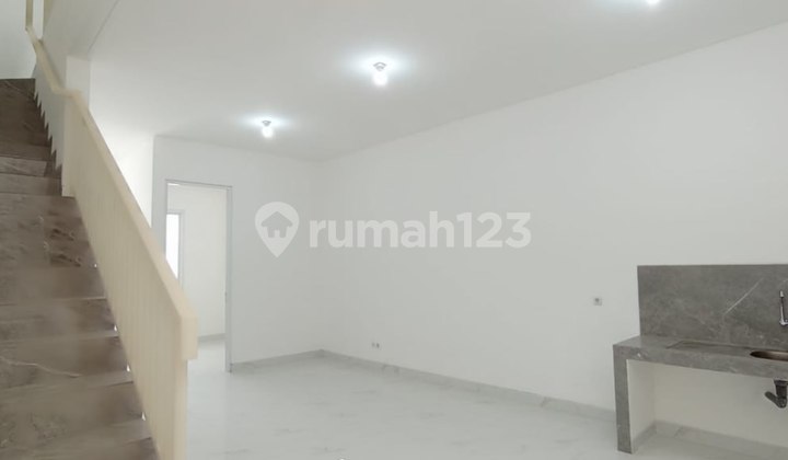 Jual Minimalis 2 Lantai Rumah Ready Pondok Tjandra 2