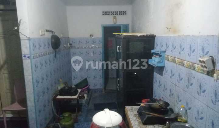 Rumah Surabaya 2 Lantai  Strategis DUkuh Kupang 2