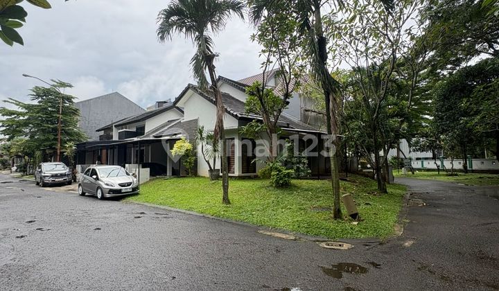 Ready-to-Occupy House Corner Position Within Cluster in Bintaro Sector 9 2