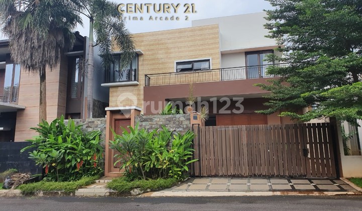 Rumah Mewah Gaya Tropical Dan Open Space Di Cluster Elit Bintaro Sektor 8