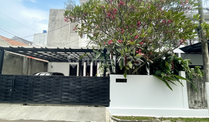 Turun Harga Rumah Cantik Hommy Dalam Cluster Strategis di Bintaro Sektor 9