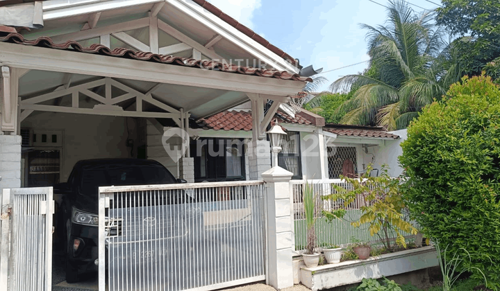 Beautiful Ready-to-Live Home in Bintaro Area Gk17571 Beautiful Ready-to-Live Home in Bintaro Area Gk17571