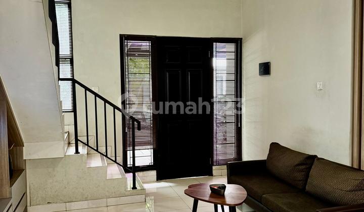 Rumah Cantik Rapi Terawat Dalam Cluster Discovery Bintaro Sektor 9