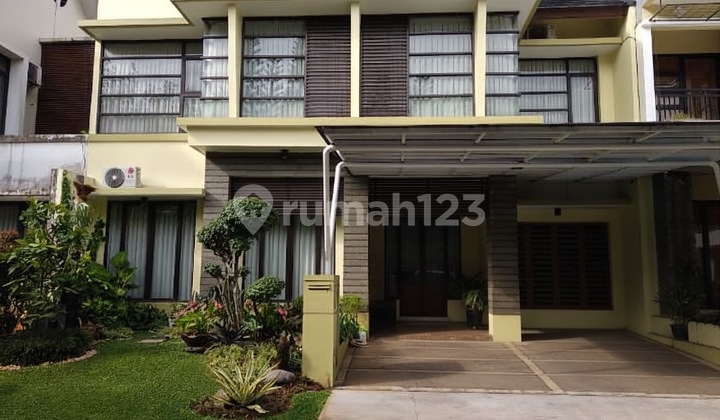 Beautiful House Facing Park in Emerald Cluster Bintaro Sector 9 Beautiful House Facing Park in Emerald Cluster Bintaro Sector 9