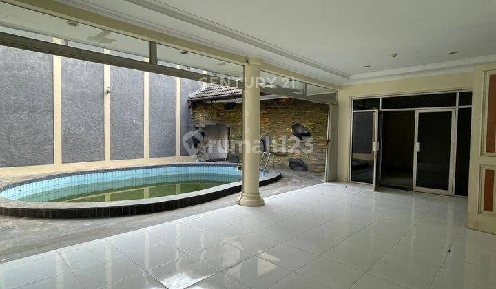 Disewakan Rumah Cantik 2 Lantai Di Pondok Indah Jaksel AY13456 1