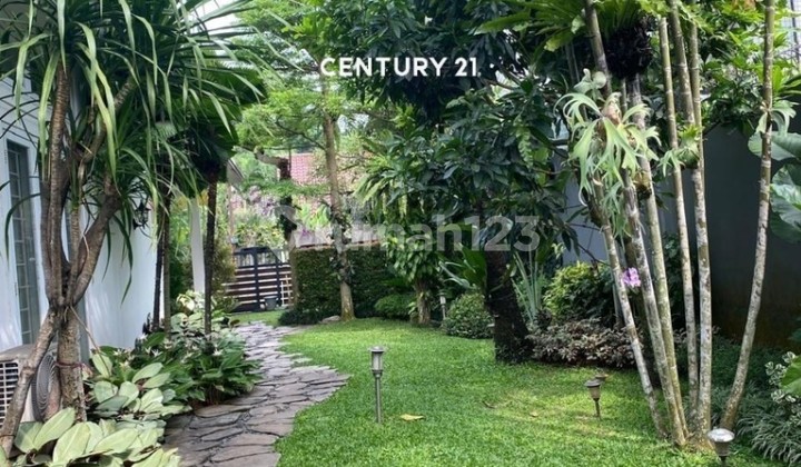 Rumah dengan Swimming Pool Area Bintaro Gb 14157 2