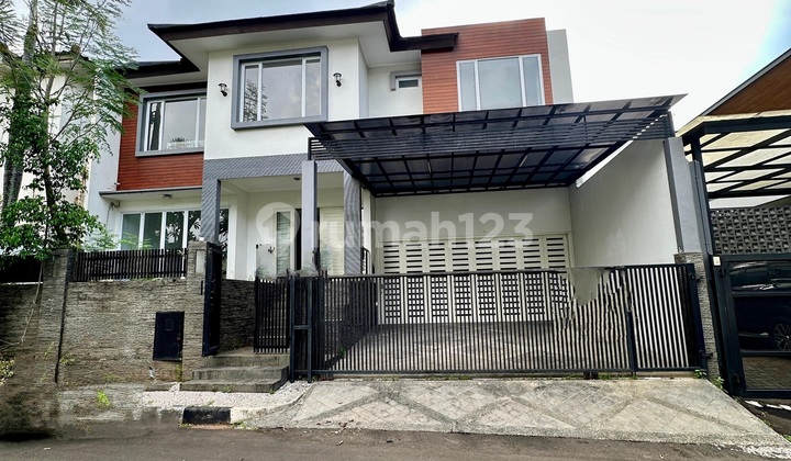 Rumah Mewah Lokasi Strategis Dalam Clusterdi Pesanggrahan Jaksel