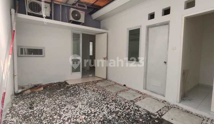Rent a 2-Story House in Grand Batavia Cluster, Tangerang
