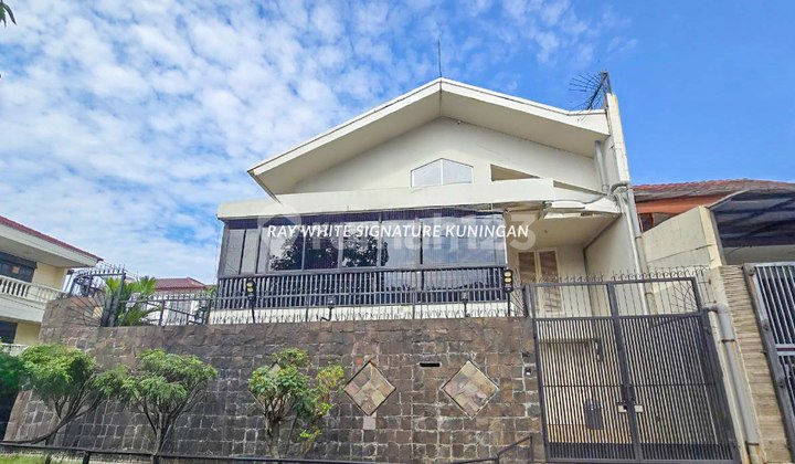 Dijual Rumah Bagus Furnished Sibayak Limo Depok Dijual Rumah Bagus Furnished Sibayak Limo Depok