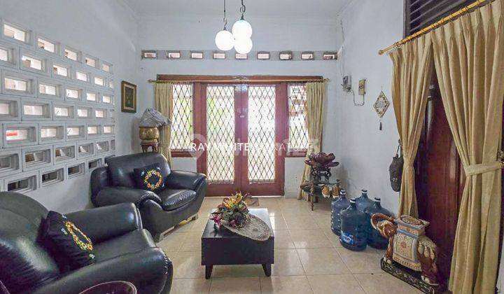 Dijual Rumah Klasik Di Setiabudi V SHM Cocok Untuk Kostan  2