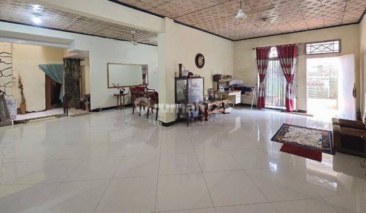 Dijual Rumah Kost 2 Bangunan Di Menteng 2