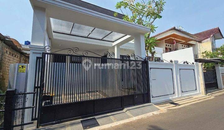 Dijual Rumah Mewah Baru Renovasi 2 Lantai Di Cipete Jakarta Selatan  1