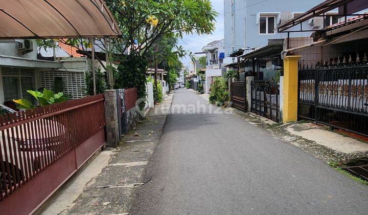 Rumah Lama 2 Lantai Dekat Scbd Kebalen Senopati 1