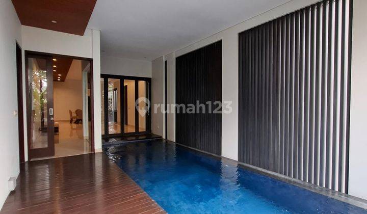 Rumah Baru 3 Kamar Tidur Dengan Kolam Renang Di Cipete 1