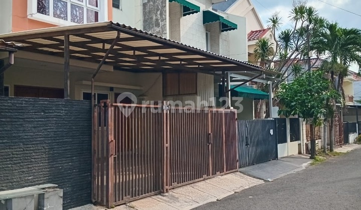 House for Sale in Pondok Indah, Alam Elok Next to the Mall