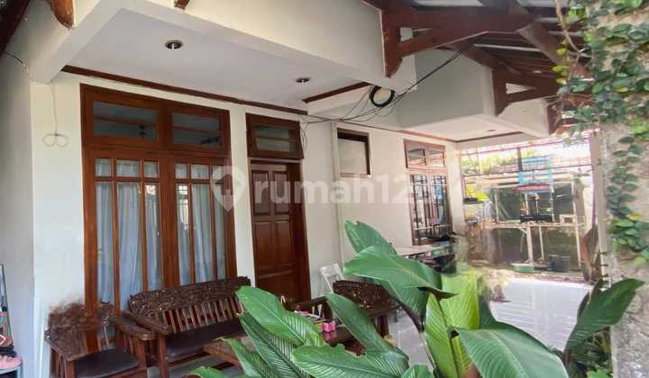 Rumah di Pondok Labu Pinggir Jalan, Lokasi Strategis Dijual 1