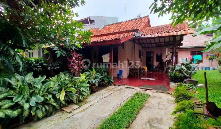 Rumah Hitung Tanah, Dekat Ke Mrt Cipete SHM di Jl. Soka Dijual  2