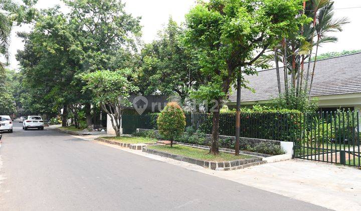 Dijual Rumah di Jl Wijaya 5 Kebayoran Baru 1