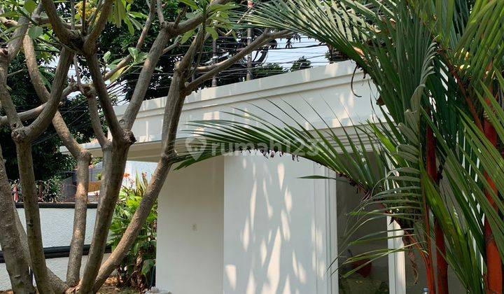 Dijual Rumah Mewah Shm, Jalan Gaharu I Bagus 1