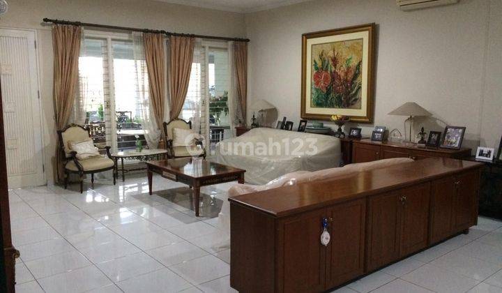 Dijual Rumah di Jl Gaharu SHM, hadap Barat 1