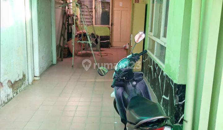 Rumah Butuh Renovasi, Dekat Scbd di Jl. Kebalen, Jakarta Selatan 2