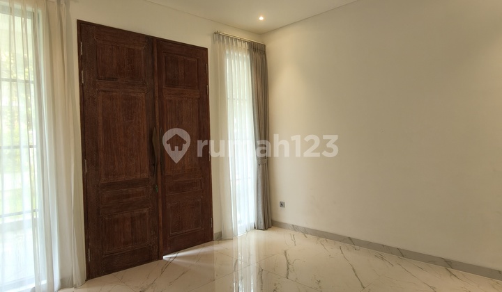 Disewakan Rumah Bagus Dilokasi Premium Kebayoran Baru 2