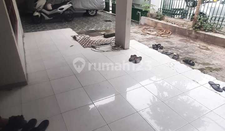Rumah di Bendungan Hilir Lokasi Strategis di Sudirman Dijual