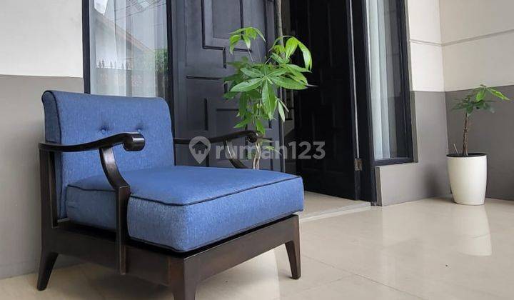 Rumah Furnished Di Jl. Ciomas, Kebayoran Baru Disewakan  1