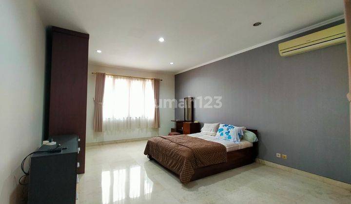 Rumah 2 Lantai Bagus Dalam Cluster Town House, Mutiara Kemang 1