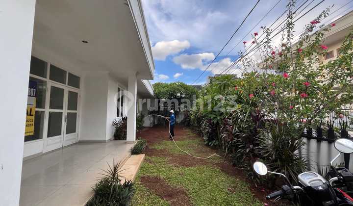 House Near French School Cipete For Rent