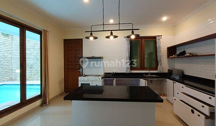 Rumah Furnished Disewakan Di Mega Kuningan 2