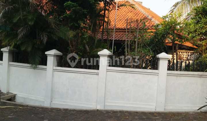 Dijual Rumah Lama Hitung Tanah Di Kebayoran Baru, Deket Sudirman