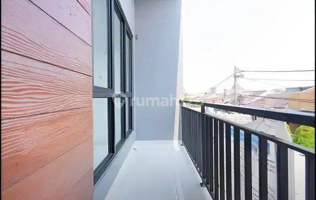 Dijual Rumah Baru Minimalis 2 Lantai Di Nusa Loka Bsd 2