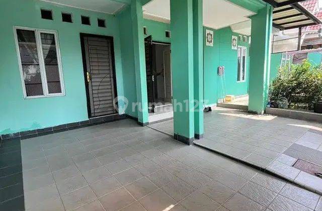 Rumah Dijual Cepat Di Griya Loka Bsd  1