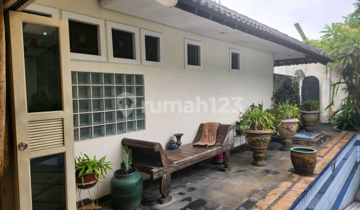 Di Jual Rumah Dengan Lokasi Strategis Posisi Hook Hadap Selatan 2