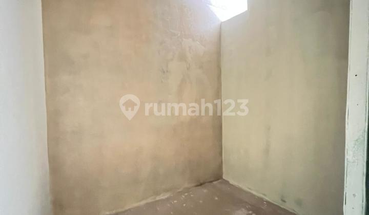 Affordable Shop House for Rent in Jembatan Lima, West Jakarta 2