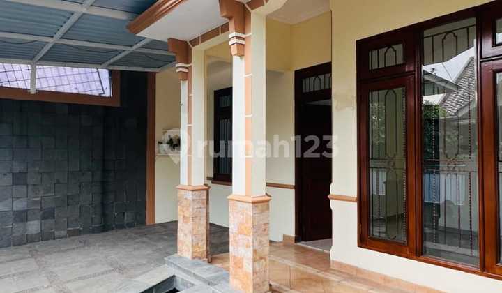 Dijual Rumah Baru Renovasi 2 Lantai, Di Condet, Jakarta Timur Rumah SHM di Condet Bagus 2